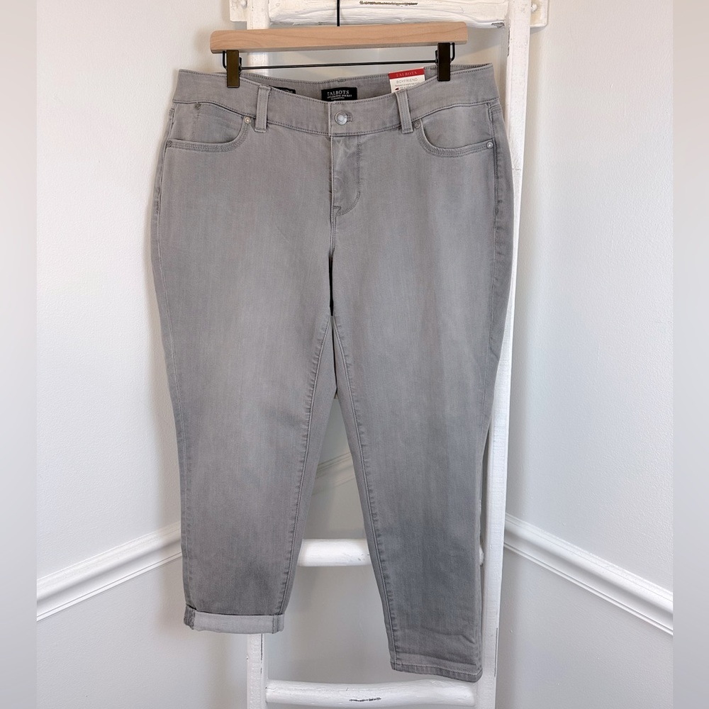 TALBOTS Woman’s Petite Grey Boyfriend Relaxed Straight Leg Jeans NWT | Size 14WP